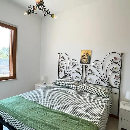 Grottole Villa *